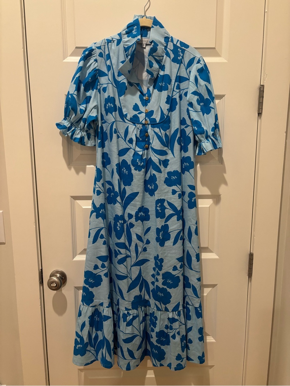 Blue Floral Midi Dress with Puff Sleeves